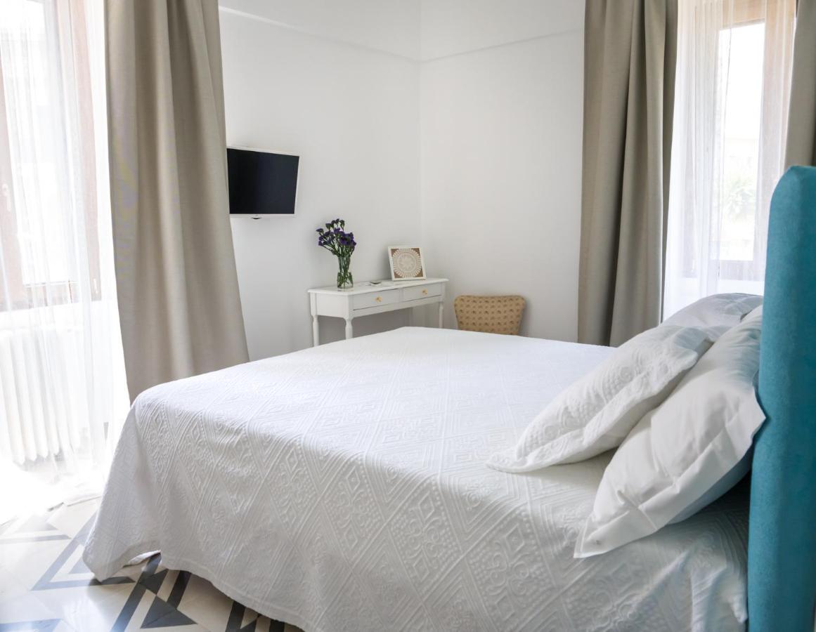 Villa Aurelia Suites And Apartments 로코로톤도 외부 사진