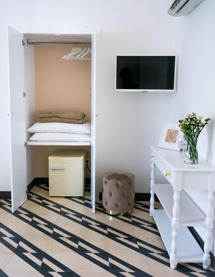 Villa Aurelia Suites And Apartments 로코로톤도 외부 사진