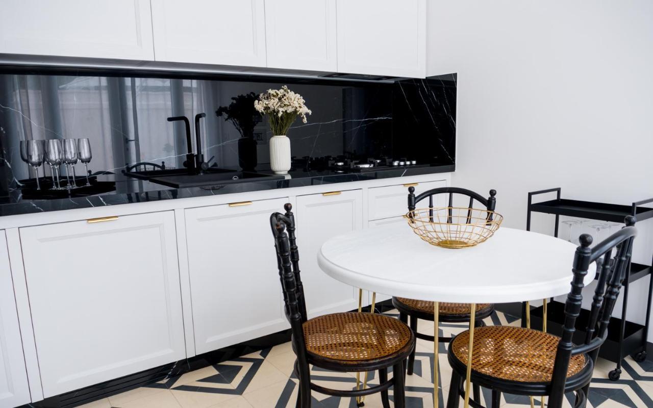 Villa Aurelia Suites And Apartments 로코로톤도 외부 사진